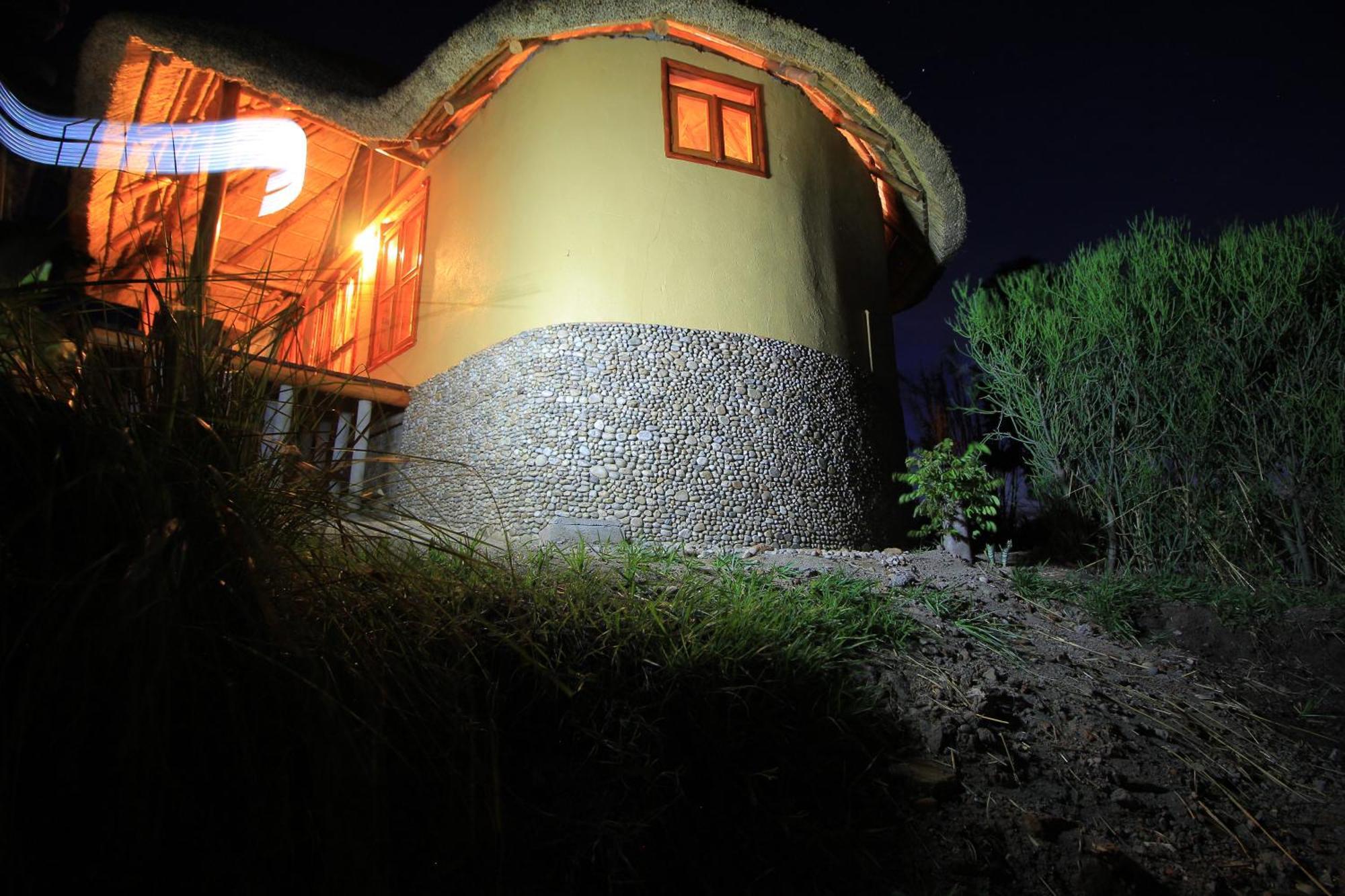 Wild Tracks Overland Camp カセセ 部屋 写真